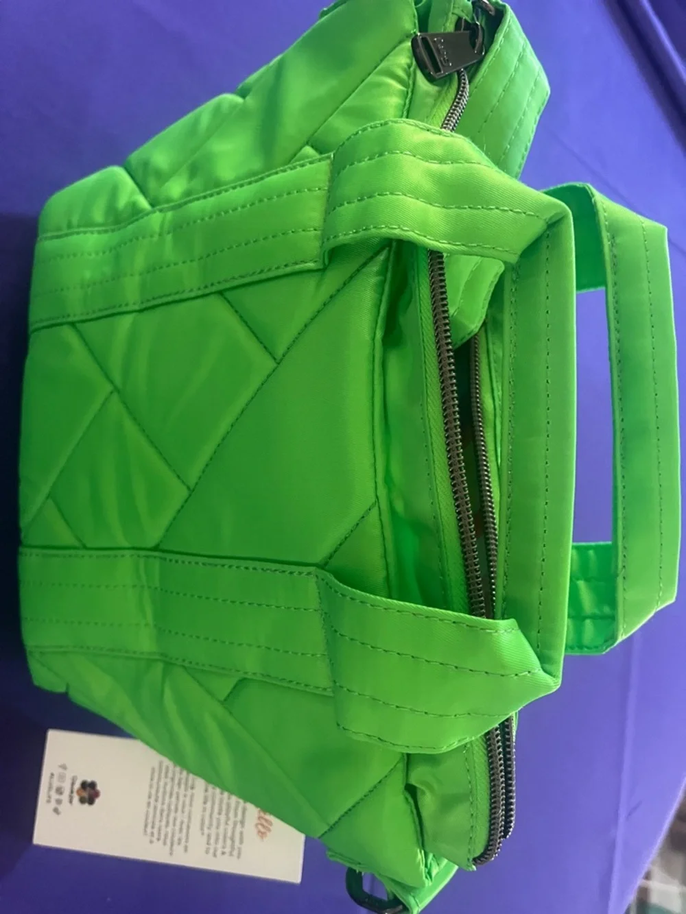 Lug Lime Green Quilted Dory Mini with brushstroke Interior. Key bungee - Picture 9 of 9